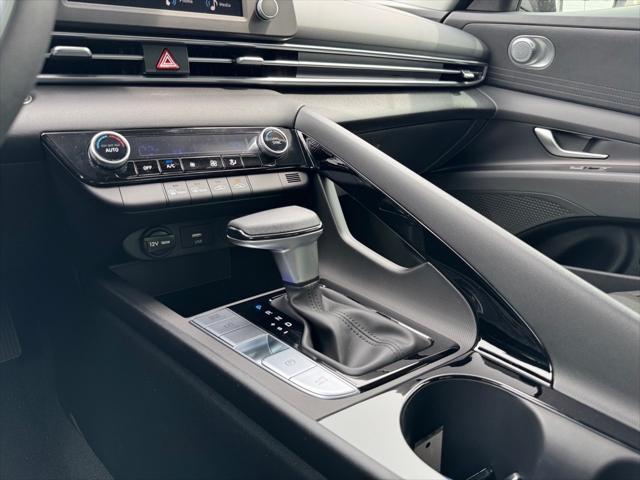 new 2025 Hyundai ELANTRA HEV car, priced at $26,593