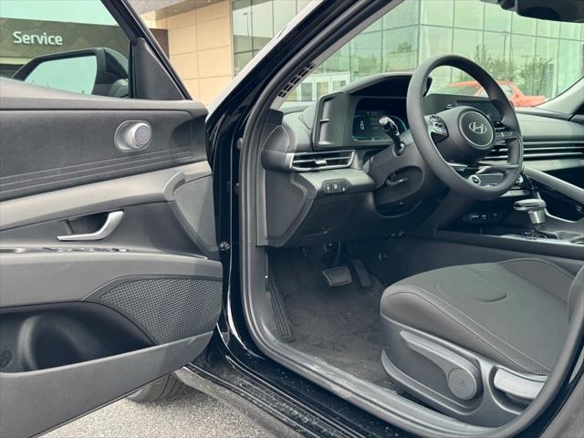 new 2025 Hyundai ELANTRA HEV car, priced at $26,593