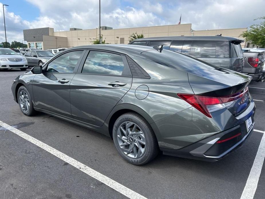 new 2024 Hyundai Elantra car, priced at $24,789