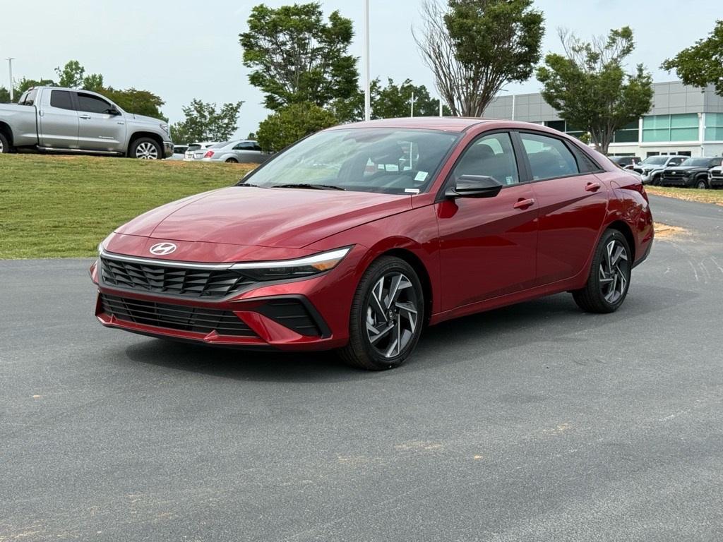 new 2025 Hyundai Elantra car, priced at $23,024
