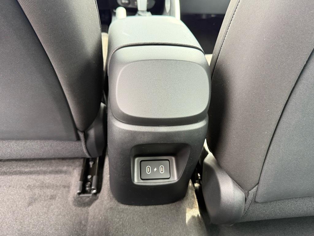 new 2025 Hyundai Elantra car, priced at $23,024