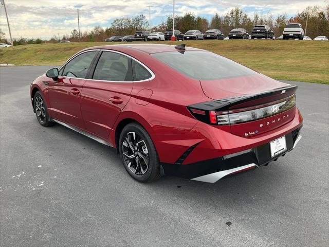 new 2024 Hyundai Sonata car, priced at $27,320