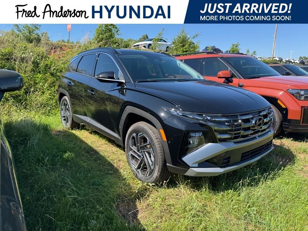 new 2025 Hyundai TUCSON Hybrid car, priced at $42,386