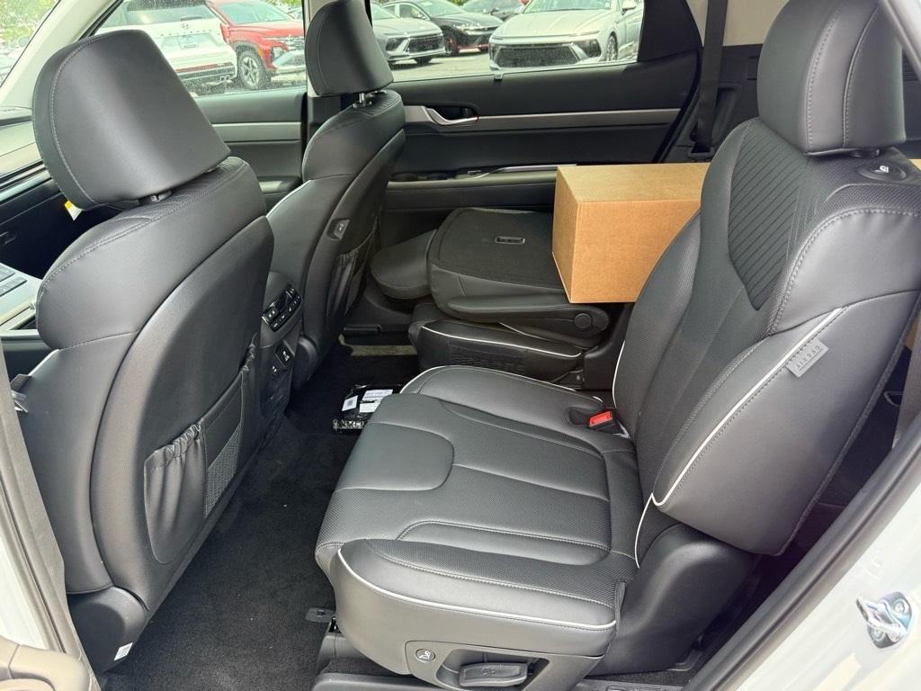 new 2025 Hyundai Palisade car, priced at $47,497