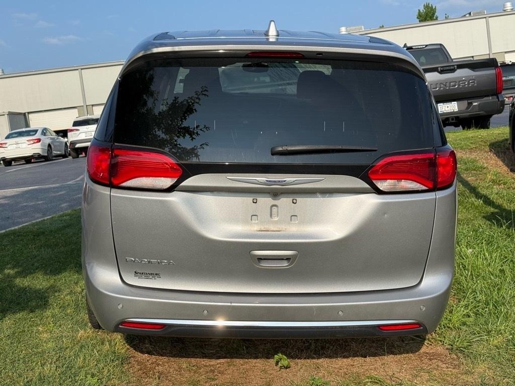 used 2019 Chrysler Pacifica car, priced at $18,460
