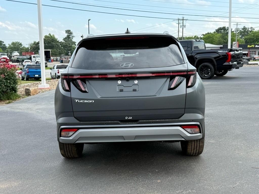 new 2025 Hyundai Tucson car, priced at $40,108