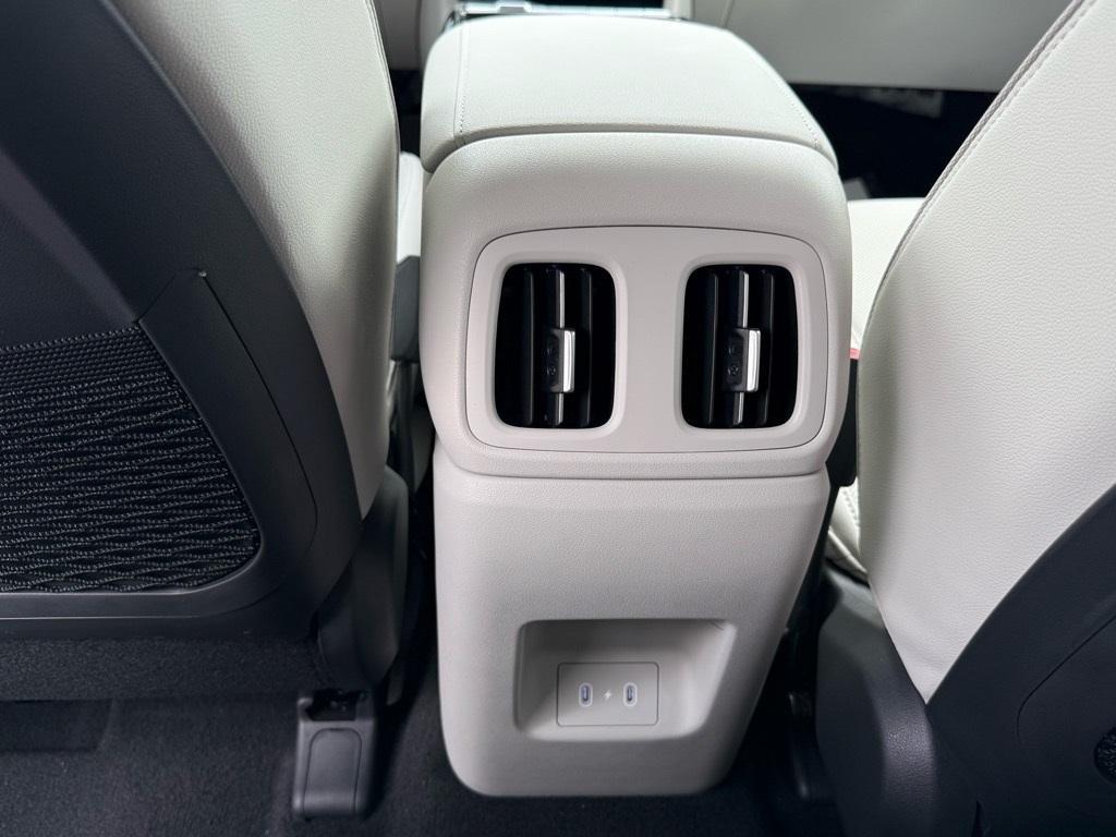 new 2025 Hyundai Tucson car, priced at $40,108