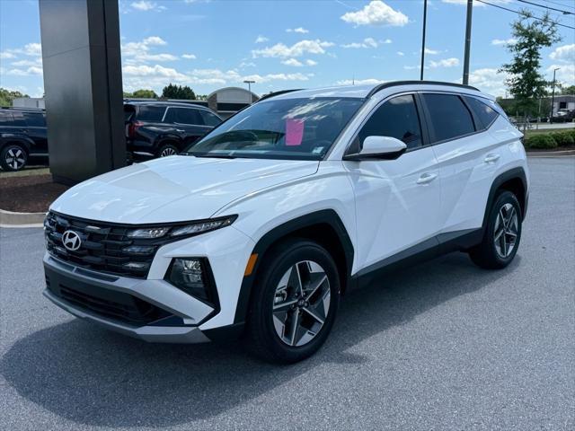 new 2025 Hyundai Tucson car, priced at $31,982