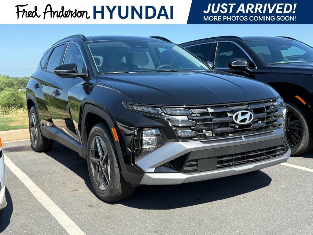 new 2025 Hyundai TUCSON Hybrid car, priced at $37,543