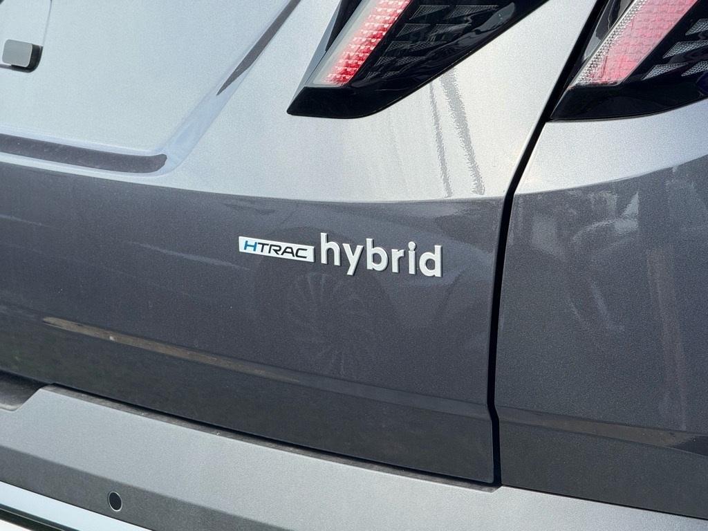 new 2025 Hyundai TUCSON Hybrid car, priced at $42,348