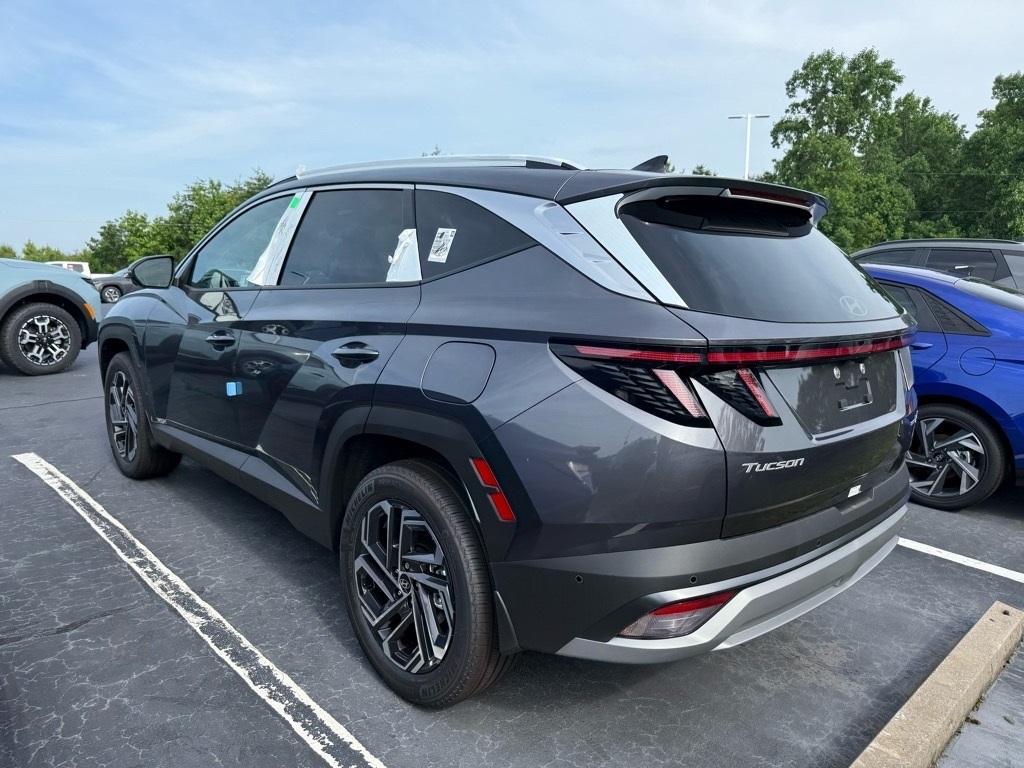 new 2025 Hyundai TUCSON Hybrid car, priced at $42,348