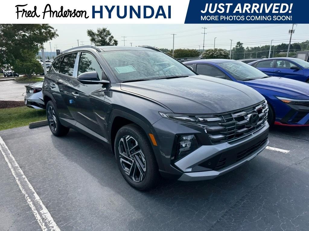 new 2025 Hyundai TUCSON Hybrid car, priced at $42,348