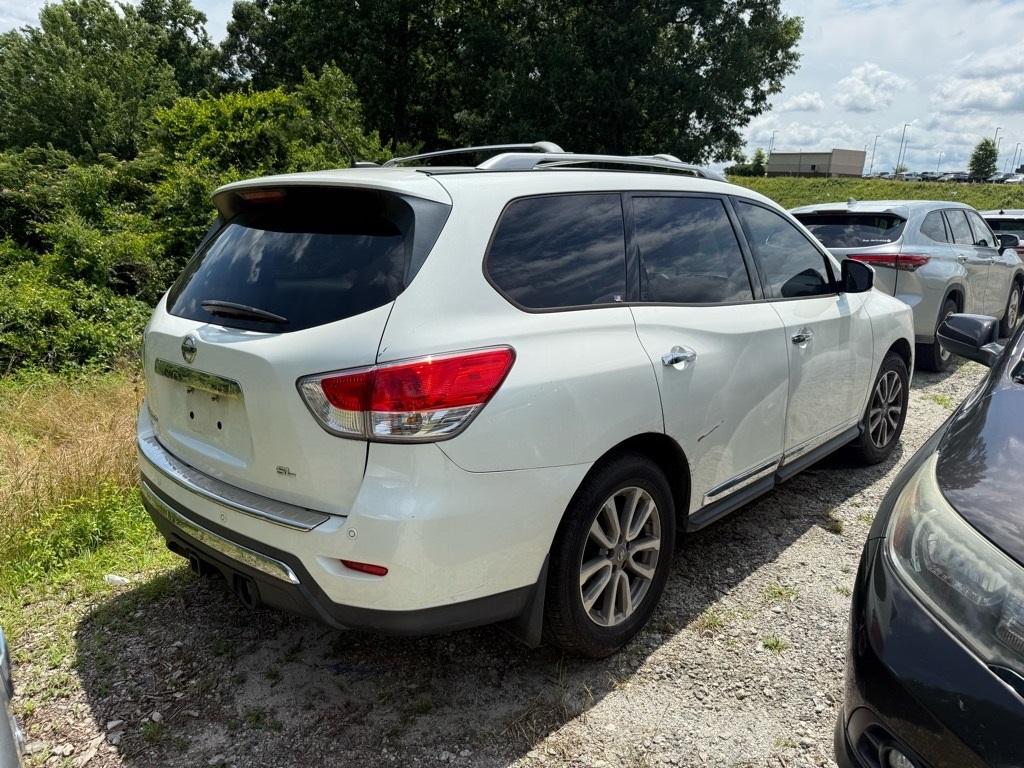 used 2015 Nissan Pathfinder car, priced at $7,998