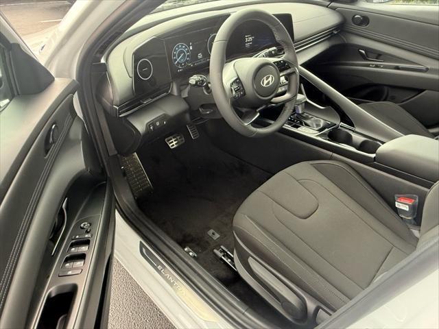 new 2025 Hyundai ELANTRA HEV car, priced at $29,040