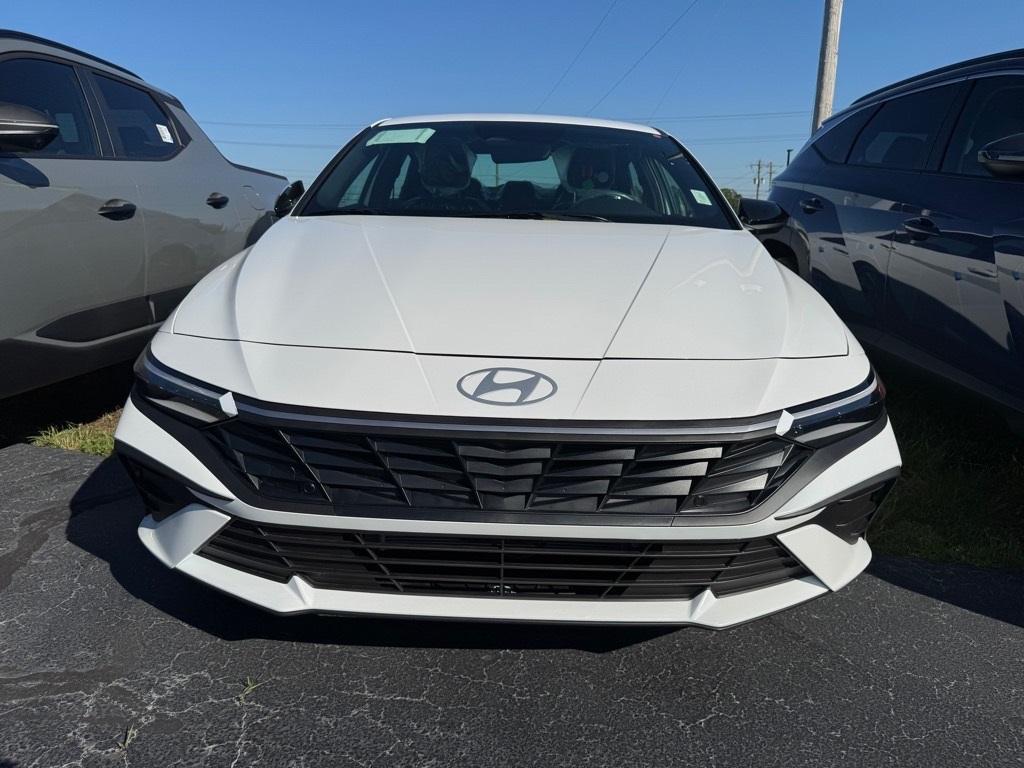 new 2025 Hyundai ELANTRA HEV car, priced at $29,040