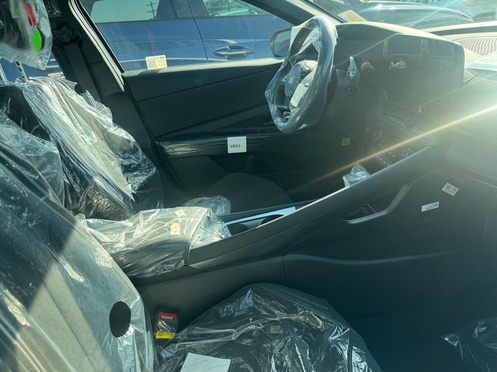 new 2025 Hyundai ELANTRA HEV car, priced at $29,040