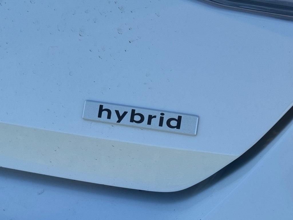 new 2025 Hyundai ELANTRA HEV car, priced at $29,040