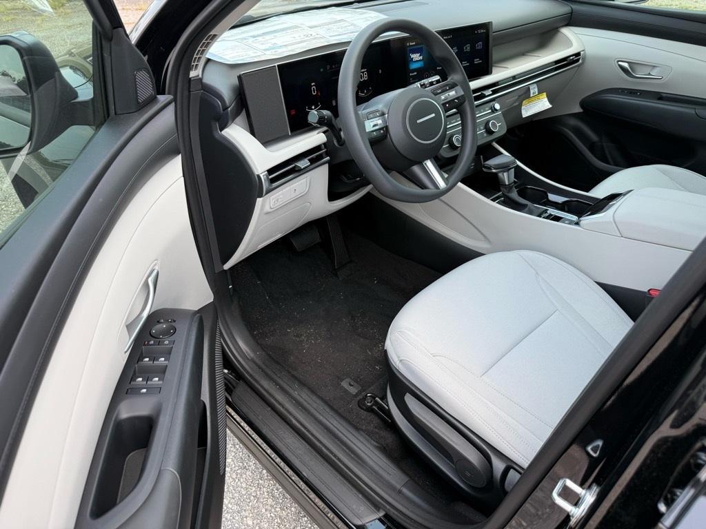 new 2025 Hyundai Tucson car, priced at $28,166