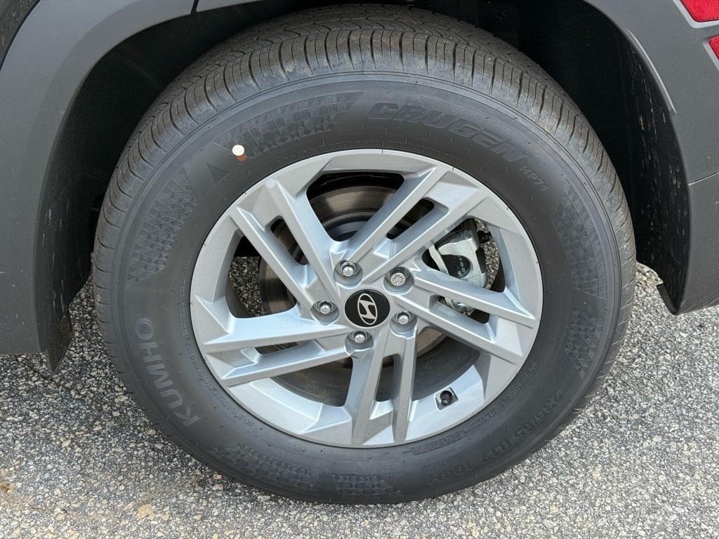 new 2025 Hyundai Tucson car, priced at $28,166