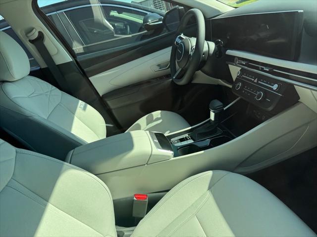 new 2025 Hyundai Tucson car, priced at $28,971