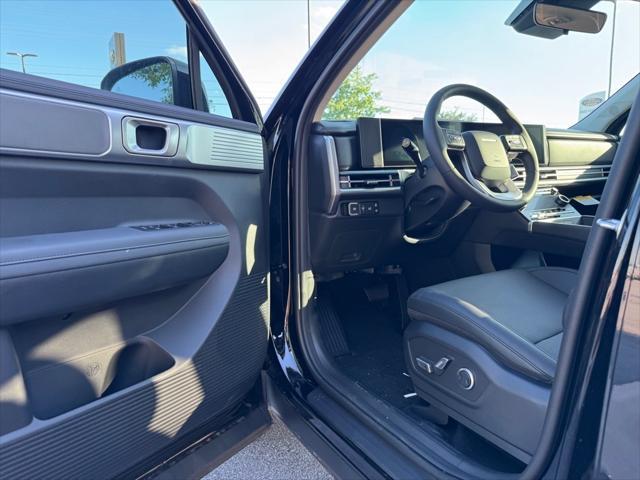new 2025 Hyundai Santa Fe car, priced at $41,800