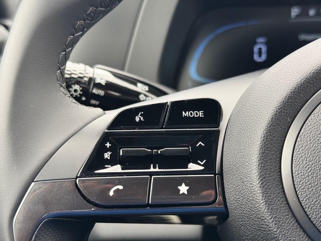 new 2025 Hyundai Elantra car, priced at $24,289