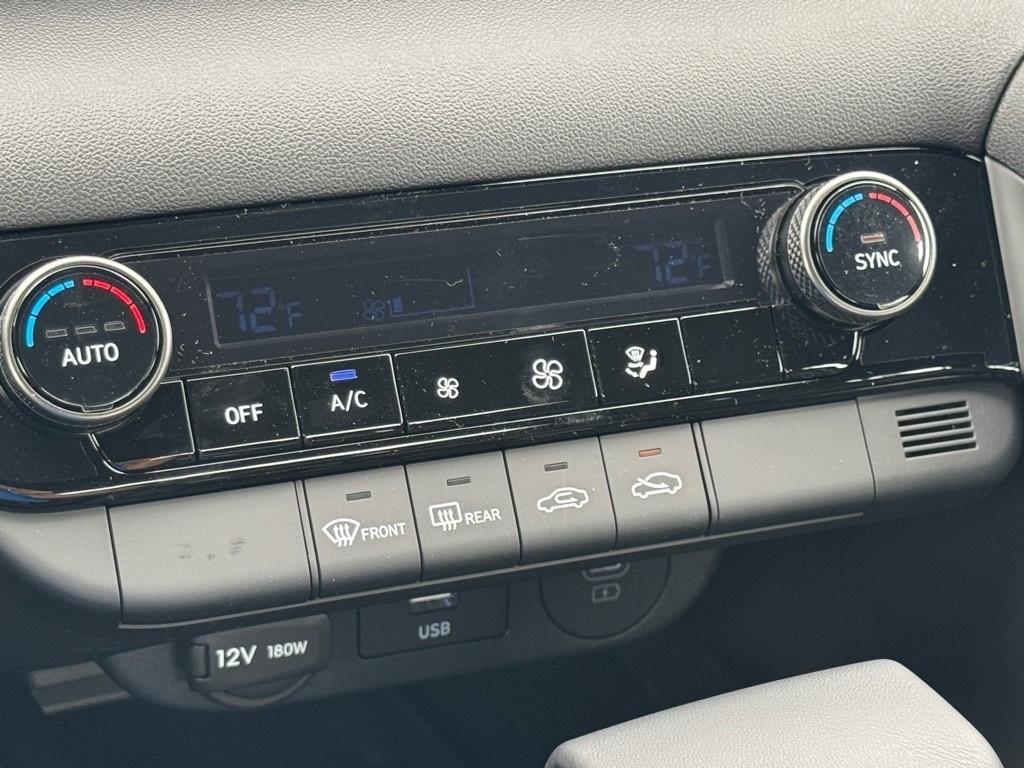 new 2025 Hyundai Elantra car, priced at $24,289