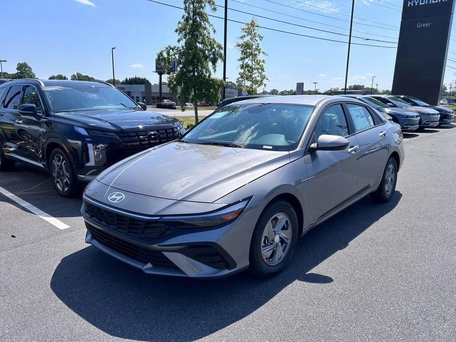 new 2024 Hyundai Elantra car, priced at $21,072