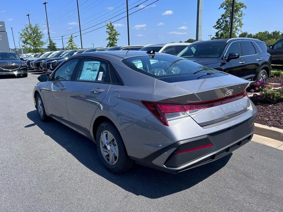 new 2024 Hyundai Elantra car, priced at $21,072