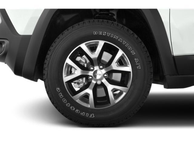 used 2015 Jeep Cherokee car, priced at $13,598
