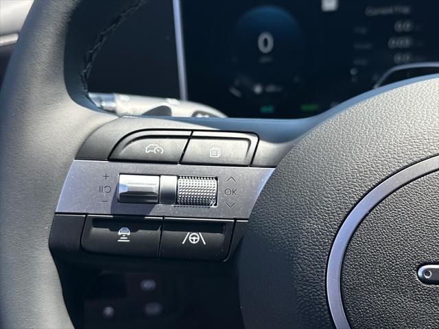 new 2025 Hyundai TUCSON Hybrid car, priced at $37,581