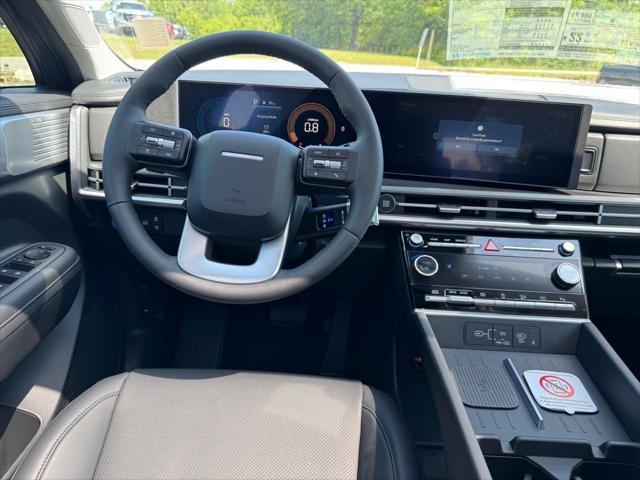 new 2025 Hyundai Santa Fe car, priced at $42,426