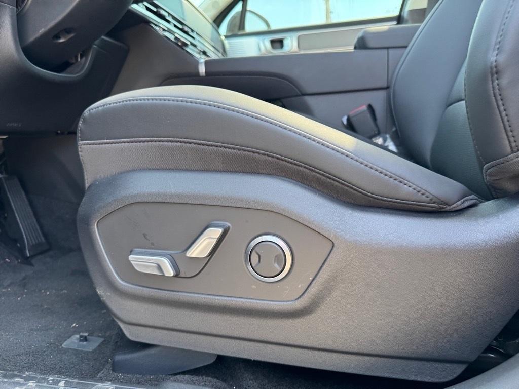 new 2025 Hyundai Santa Fe car, priced at $42,426