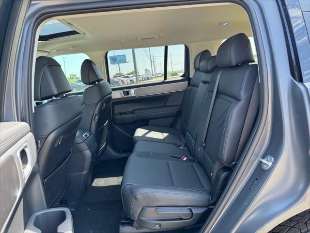 new 2025 Hyundai Santa Fe car, priced at $42,426