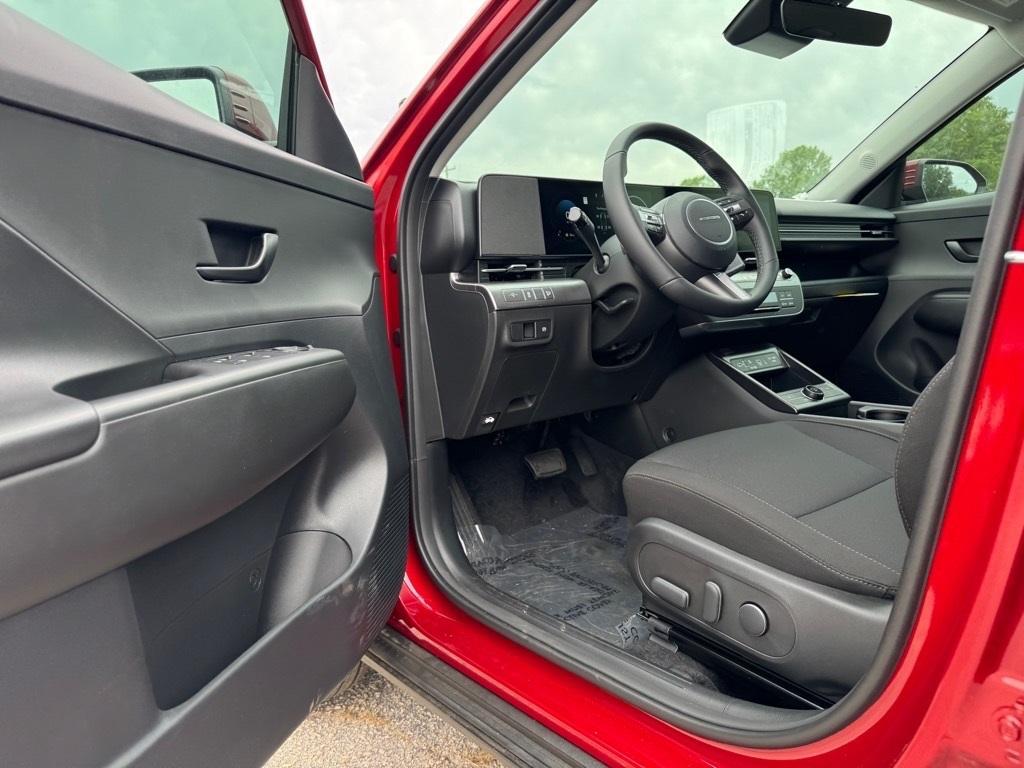 new 2025 Hyundai Kona car, priced at $29,195