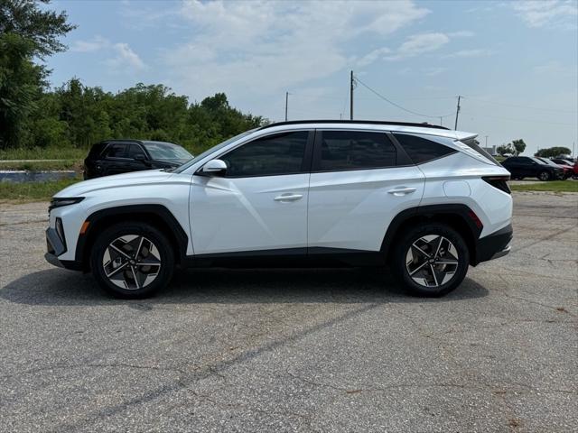 new 2025 Hyundai TUCSON Hybrid car, priced at $38,036