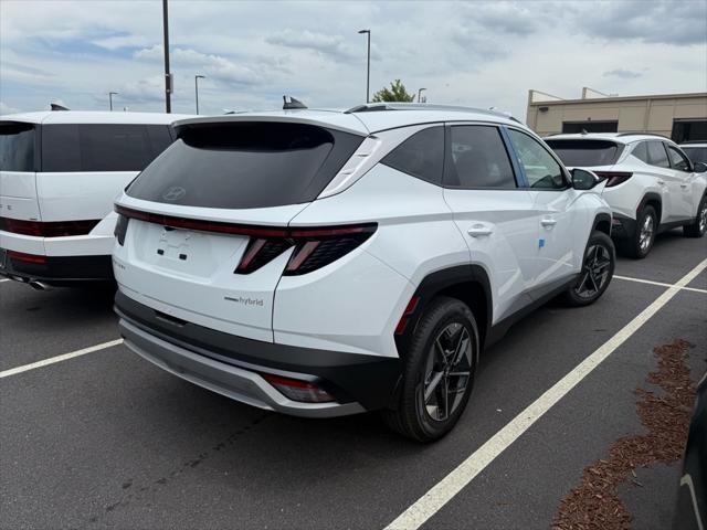 new 2025 Hyundai TUCSON Hybrid car, priced at $38,036