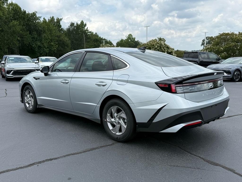 new 2025 Hyundai Sonata car, priced at $27,636