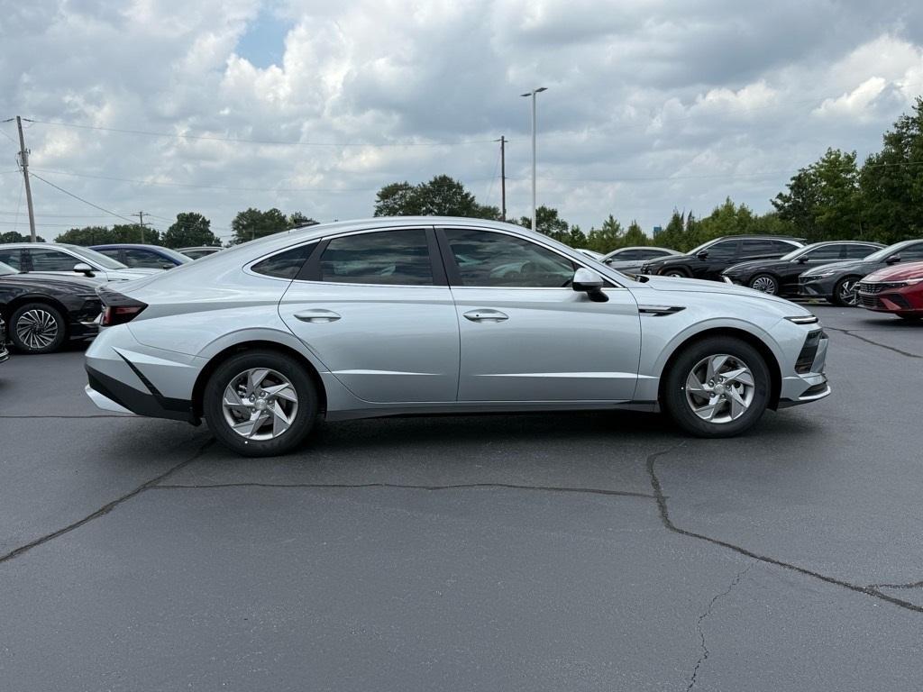new 2025 Hyundai Sonata car, priced at $27,636