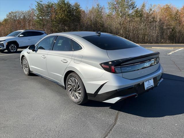 new 2024 Hyundai Sonata Hybrid car, priced at $31,247