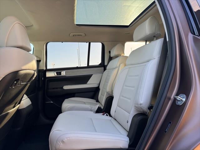 new 2025 Hyundai Santa Fe car, priced at $45,414