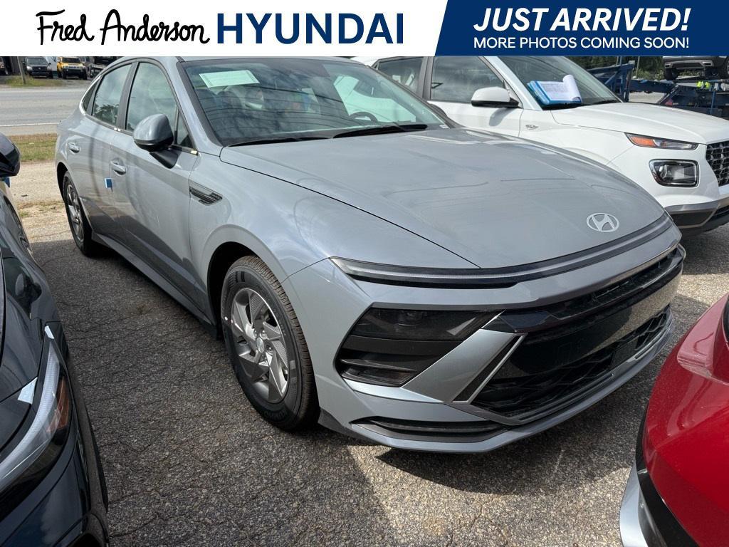 new 2025 Hyundai Sonata car, priced at $24,820