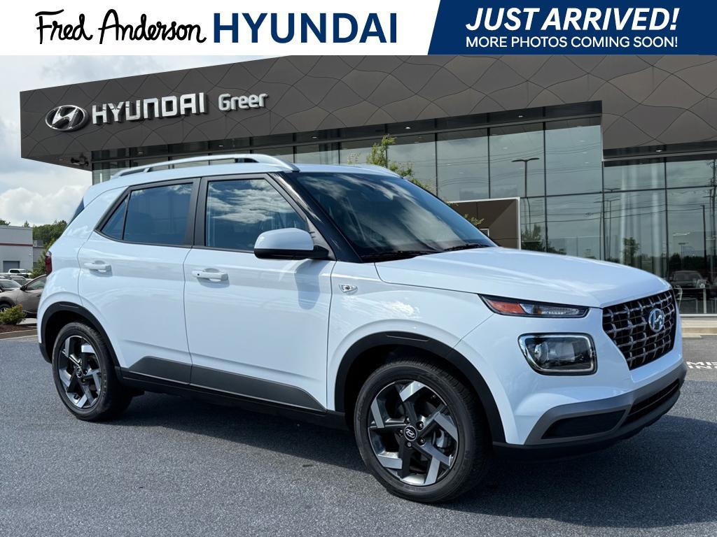 new 2025 Hyundai Venue car, priced at $22,618