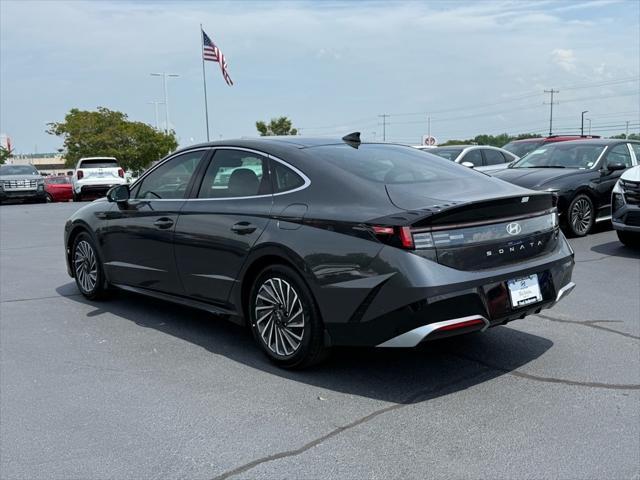new 2025 Hyundai Sonata Hybrid car, priced at $38,542