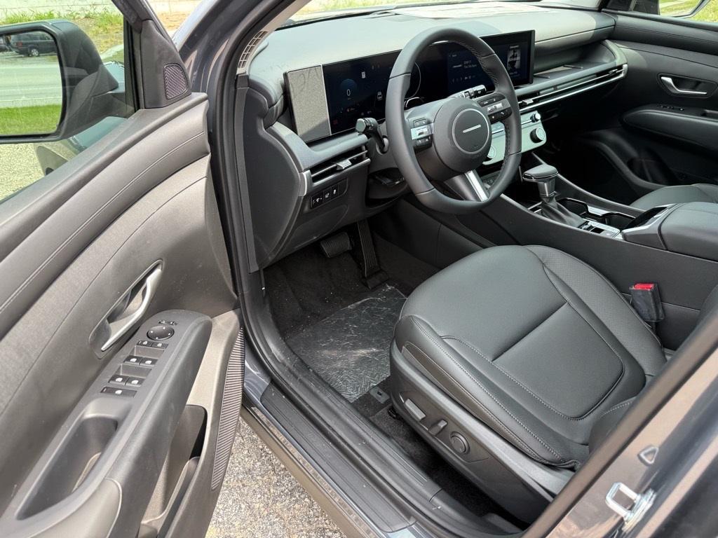 new 2025 Hyundai Tucson car, priced at $34,109