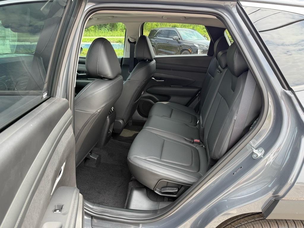 new 2025 Hyundai Tucson car, priced at $34,109