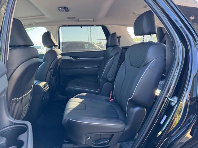 new 2025 Hyundai Palisade car, priced at $45,970