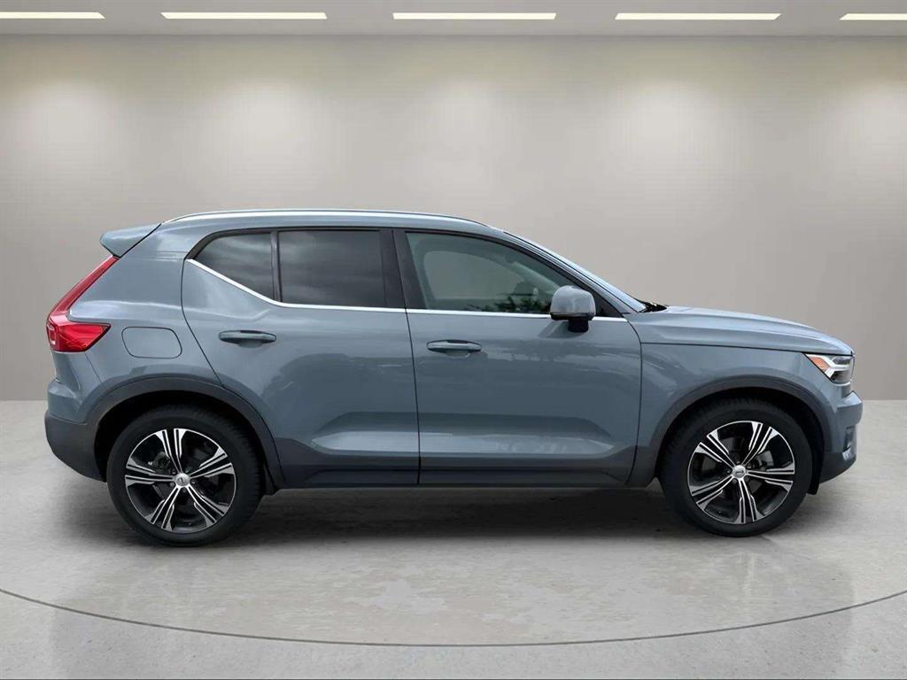 used 2020 Volvo XC40 car, priced at $20,721