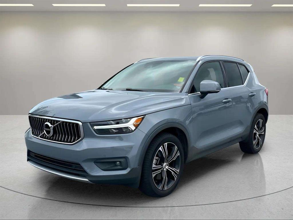 used 2020 Volvo XC40 car, priced at $20,721