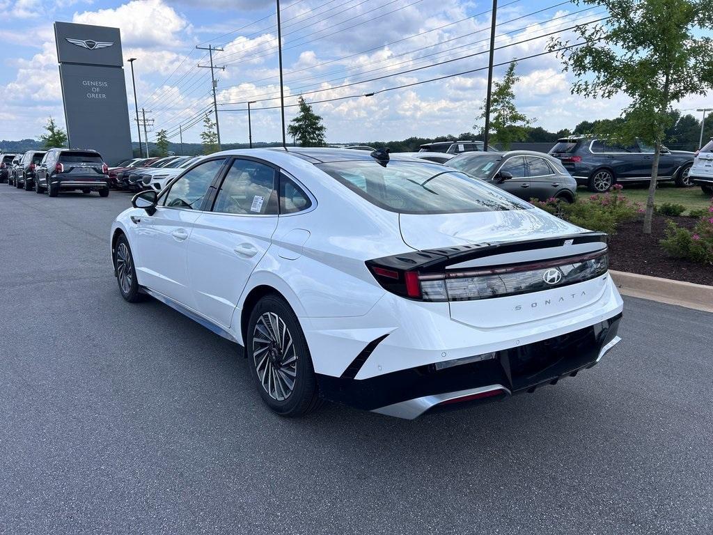 new 2024 Hyundai Sonata Hybrid car, priced at $37,953